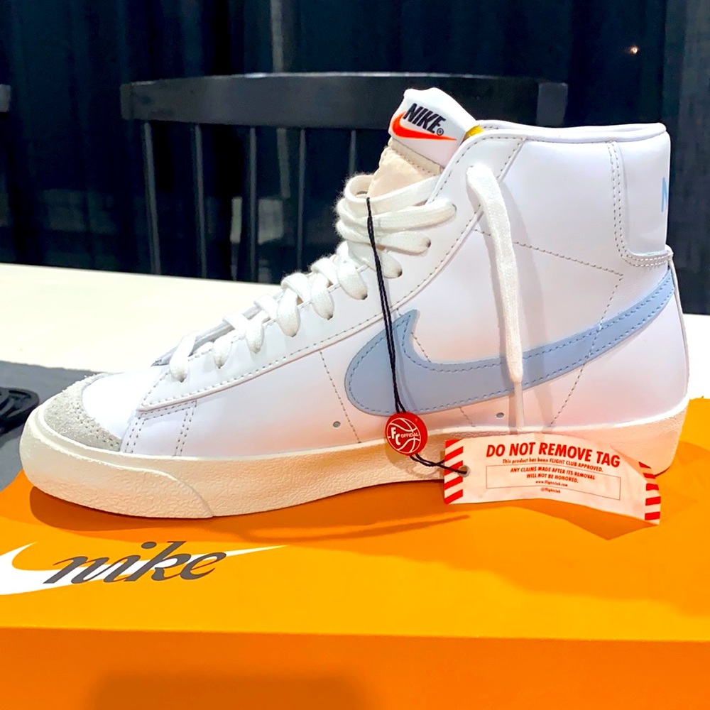 Blazin Mid ‘77 vintage Nike sneakers